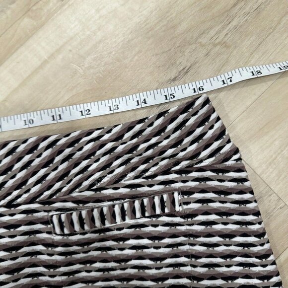 Women’s Athleta Mini Skirt Geometric Brown Size Medium M - Picture 5 of 6